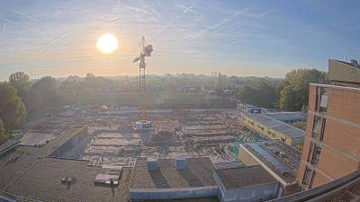 09:15