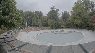15:45