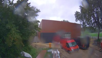 15:45