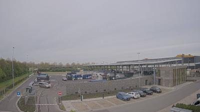 09:30