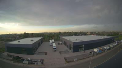 08:00