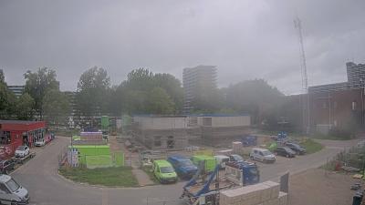 09:15