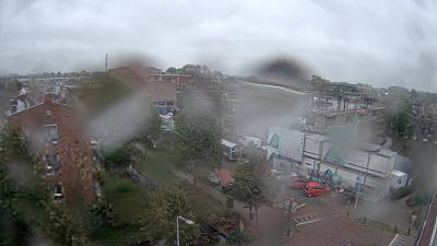 09:00