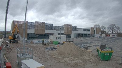 09:00