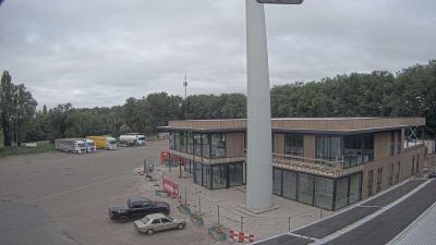 09:15
