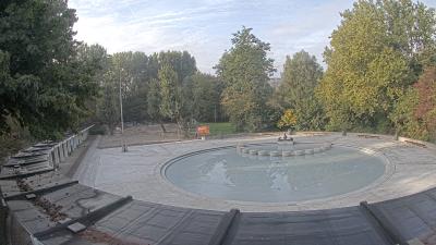 09:30