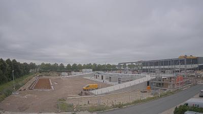 13:00