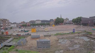 16:00
