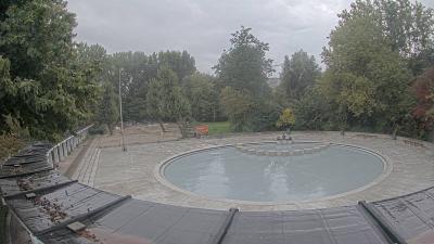 18:00