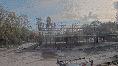 16:00
