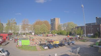 09:32