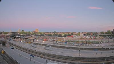 21:30