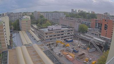 09:15