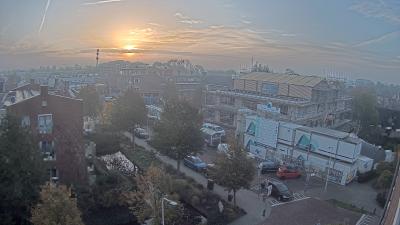08:00
