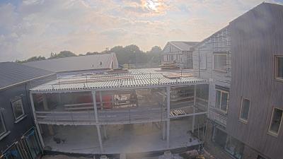 08:00
