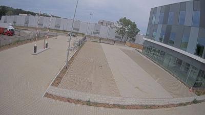 15:00