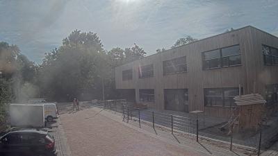 09:15
