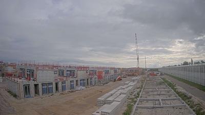 09:00