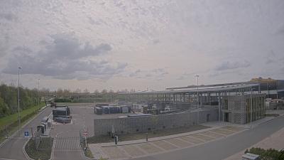 16:15