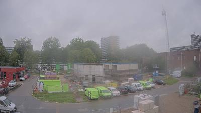 09:00
