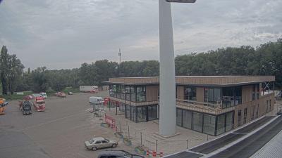 08:00