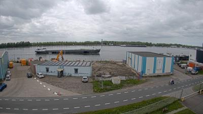 14:00