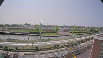 15:45