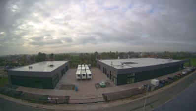 09:15
