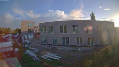 08:00