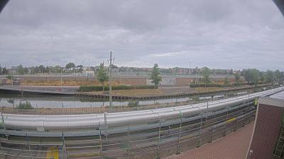 09:00