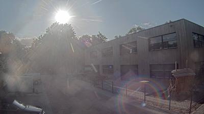 08:00