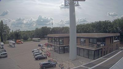 15:45