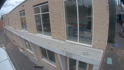 09:15
