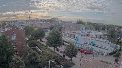 09:15