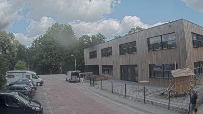 16:00
