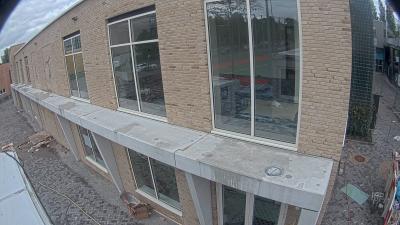 09:00