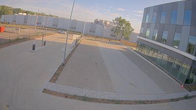 08:00