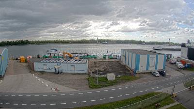 16:31