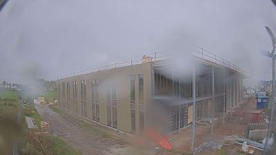 09:00