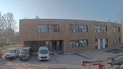 09:45