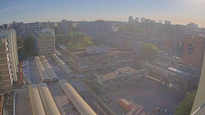 08:00