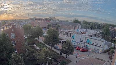 08:00