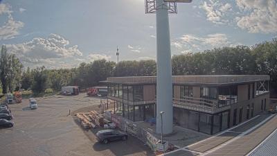 16:30