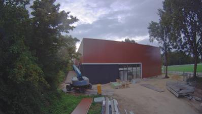 08:00
