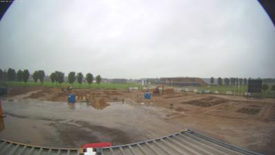 09:00
