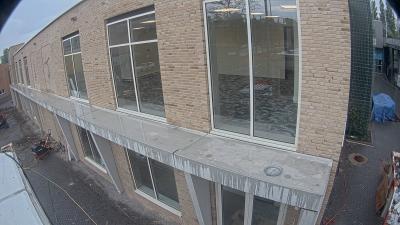 09:30