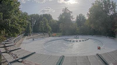 16:00