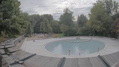 15:45