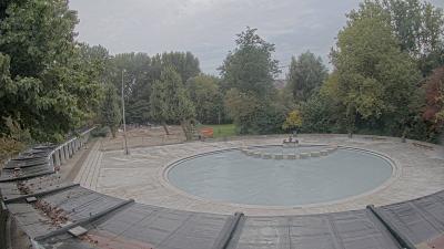 15:45
