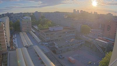 07:00